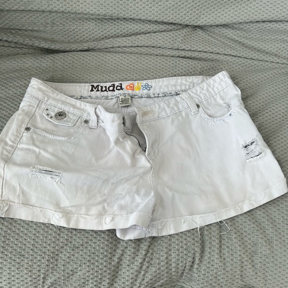 Mudd Jean Shorts - Picture 1 of 2